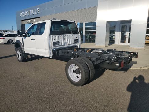 Used 2024 Ford F550 2WD SuperCab Super Duty image 3