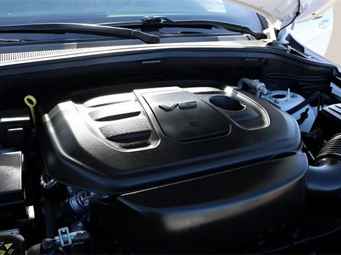 Used 2019 Jeep Grand Cherokee Limited image 10