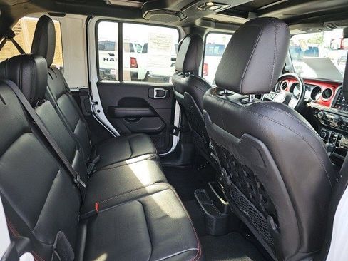 Used 2021 Jeep Wrangler Unlimited Rubicon image 16