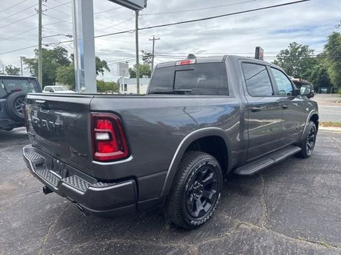 New 2026 RAM 1500 4x4 Crew Cab image 3