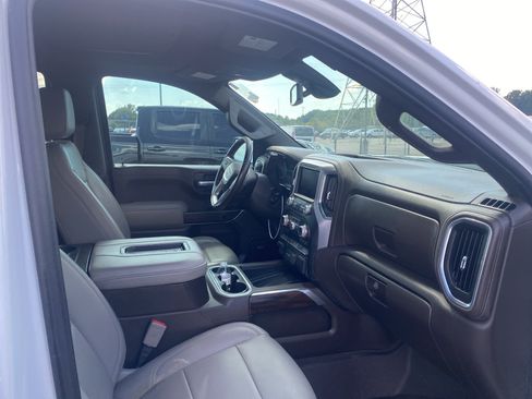 Used 2020 GMC Sierra 1500 SLT w/ SLT Premium Plus Package AWD/4WD image 5