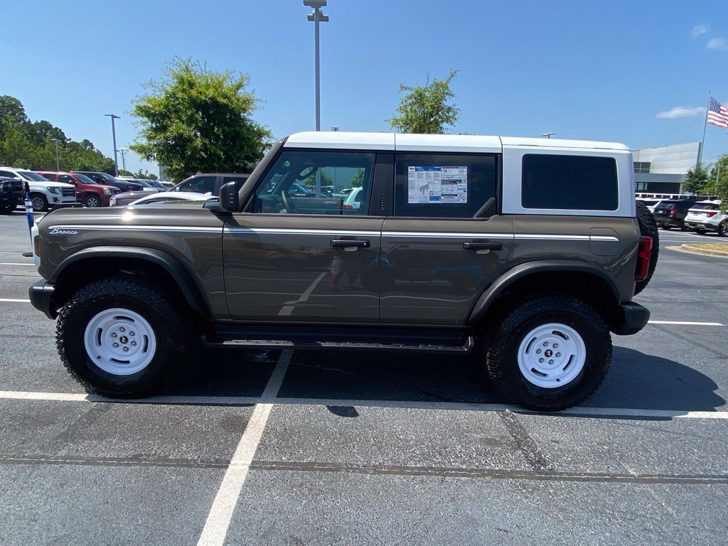 New 2026 Ford Bronco Heritage Edition AWD/4WD image 4