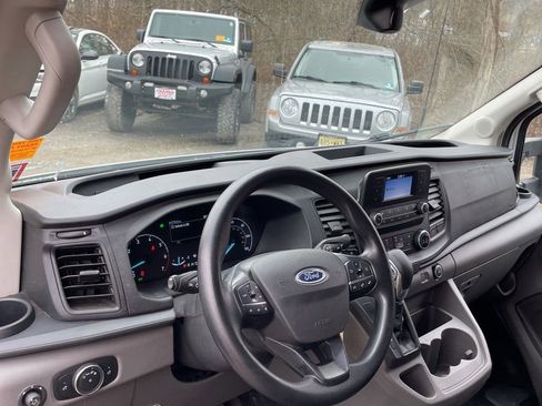 Used 2022 Ford Transit 350 Low Roof DRW image 6