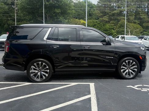 Used 2023 Chevrolet Tahoe High Country w/ Premium Package 2 AWD/4WD image 4