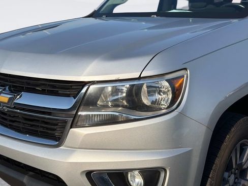 Used 2015 Chevrolet Colorado LT w/ LT Convenience Package RWD image 9