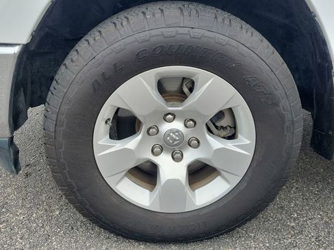 Used 2019 RAM 1500 Big Horn AWD/4WD image 17