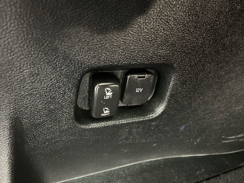 Used 2022 Ford Edge ST-Line image 29