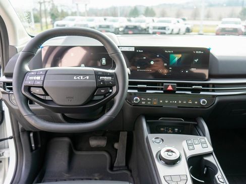New 2026 Kia Sportage SX Prestige AWD/4WD image 15