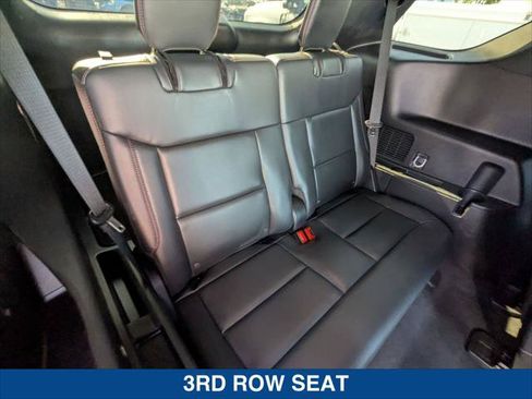 Used 2025 Ford Explorer ST-Line w/ Premium Package RWD image 22