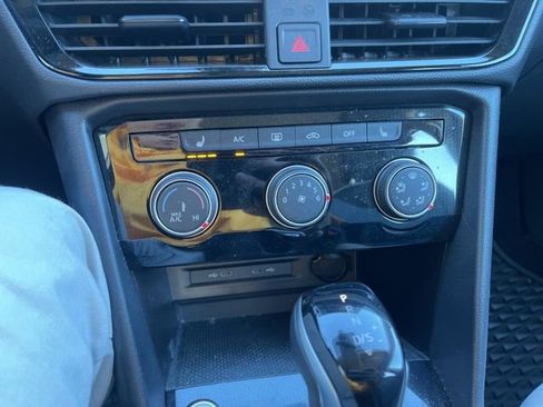 Used 2025 Volkswagen Taos S image 11