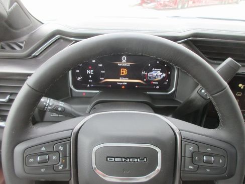 New 2026 GMC Sierra 2500 Denali Ultimate AWD/4WD image 18