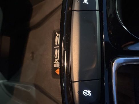 New 2026 Chevrolet Trax ACTIV w/ Sunroof Package image 21