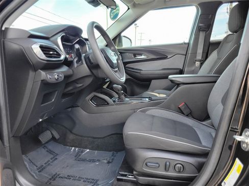 Used 2023 Chevrolet TrailBlazer LT image 16