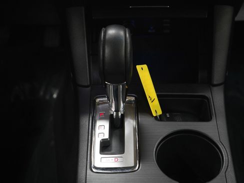 Used 2016 Subaru Outback 2.5i Limited image 19