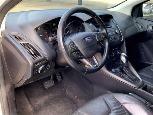 Used 2015 Ford Focus SE w/ Equipment Group 201A image 17