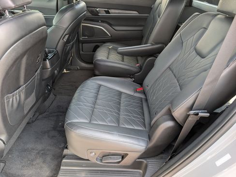 Used 2024 Kia Telluride SX Prestige X-Pro AWD/4WD image 31