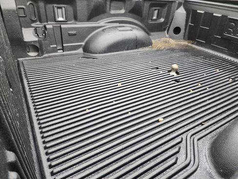 Used 2022 Ford F250 XL w/ STX Appearance Package image 5