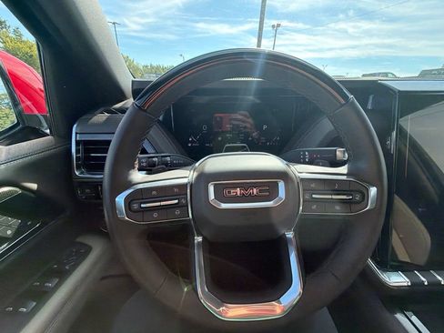 Certified 2026 GMC Yukon XL Elevation AWD/4WD image 11
