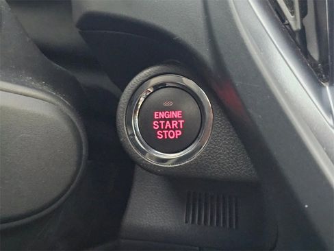 Used 2025 Subaru Forester Limited image 33