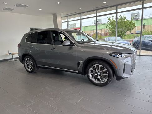 New 2026 BMW X5 xDrive50e w/ Executive Package AWD/4WD image 1