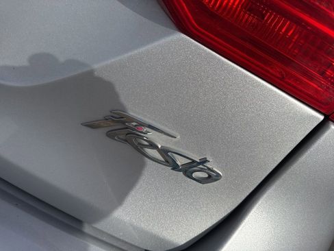 Used 2014 Ford Fiesta S image 8
