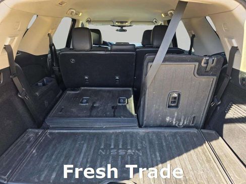 Used 2024 Nissan Pathfinder SL image 8