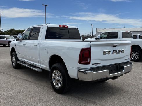 Used 2026 RAM 2500 Laramie AWD/4WD image 14