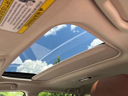 Used 2019 Subaru Outback 2.5i Touring AWD/4WD image 25
