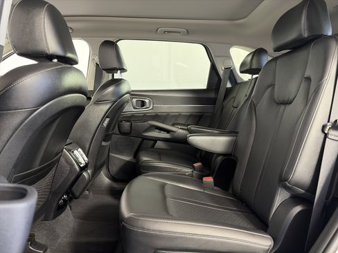 Certified 2022 Kia Sorento SX AWD/4WD image 6