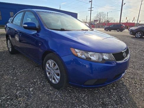 Used 2010 Kia Forte EX image 3