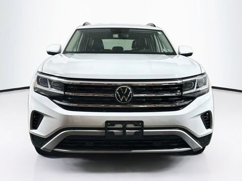 Certified 2023 Volkswagen Atlas SE w/ Black Wheel Package AWD/4WD image 2