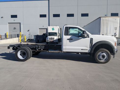 New 2025 Ford F550 4x4 Regular Cab Super Duty image 2