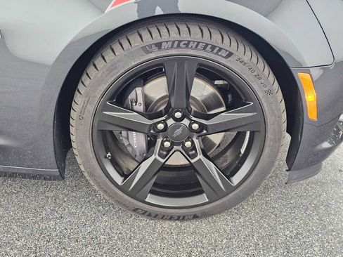 Used 2016 Chevrolet Camaro SS image 9