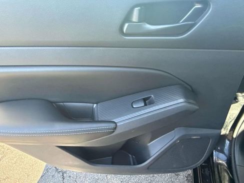 Certified 2024 Nissan Altima 2.5 SV image 25