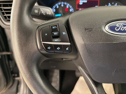 Used 2022 Ford Escape SE image 12