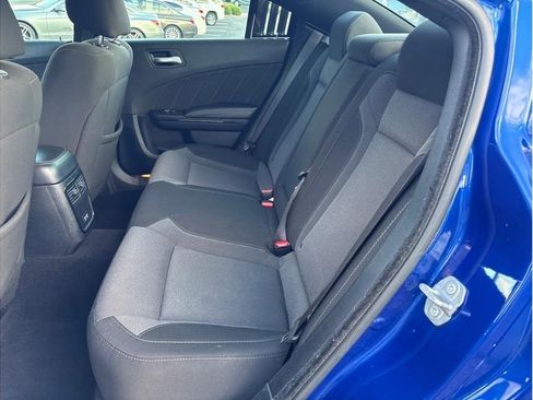 Used 2020 Dodge Charger SXT w/ Blacktop Package image 10