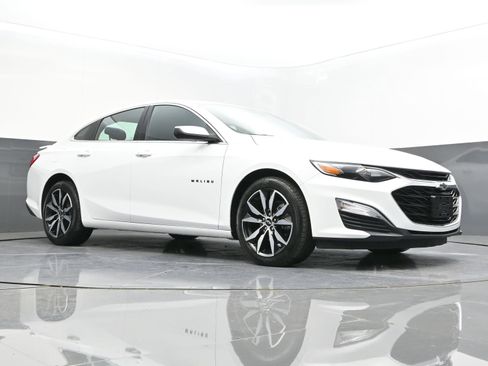 Used 2024 Chevrolet Malibu RS image 34