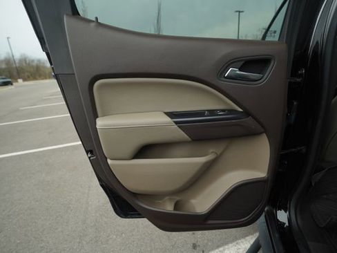 Used 2020 GMC Canyon SLE w/ Elevation Edition image 16