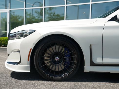 Used 2022 BMW ALPINA B7 xDrive w/ Luxury Rear Seating Package AWD/4WD image 7