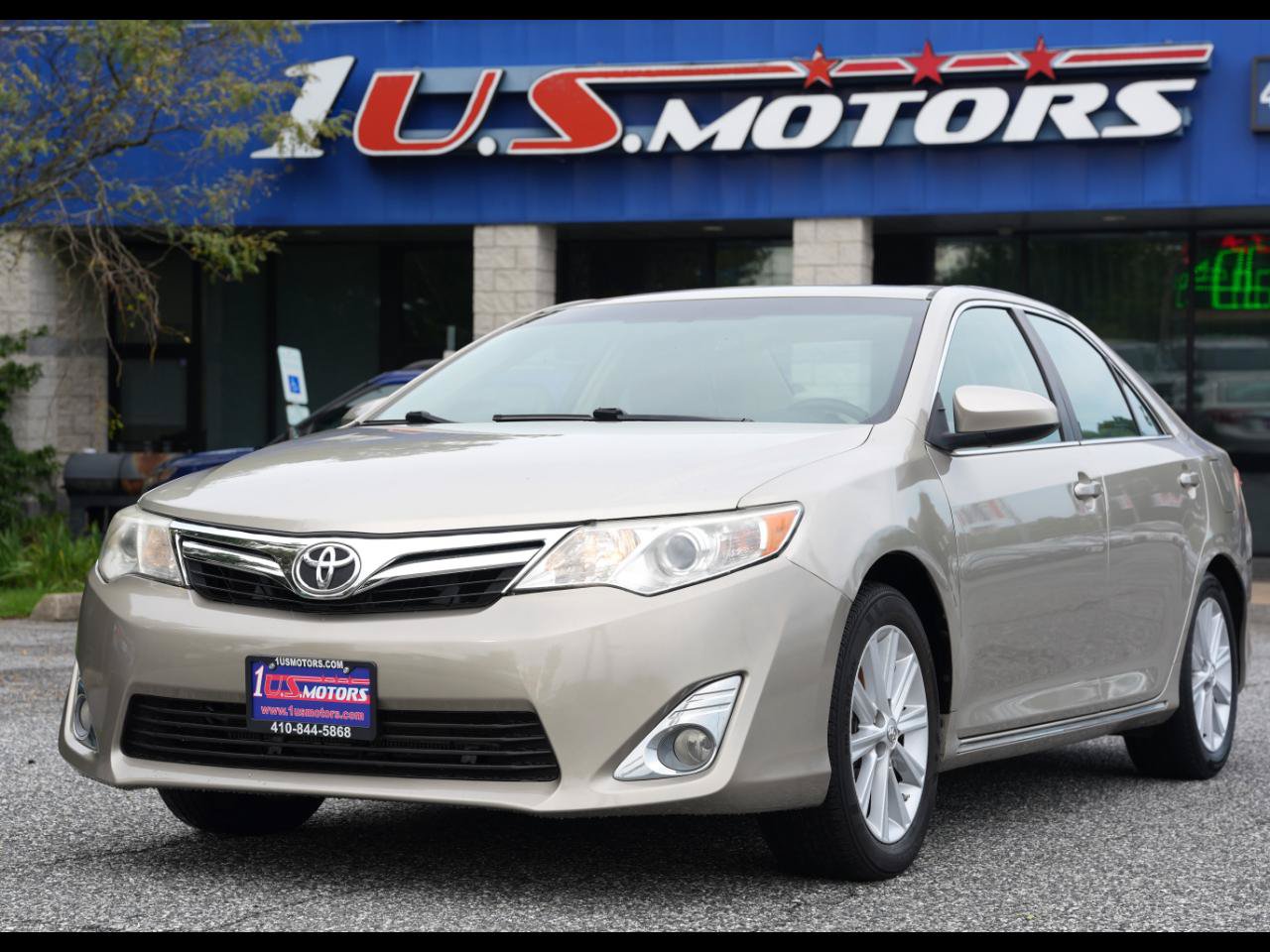 Used 2014 Toyota Camry XLE FWD image 1