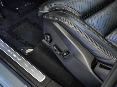 Certified 2023 Volvo XC90 T8 Ultimate w/ Protection Package Premier image 27