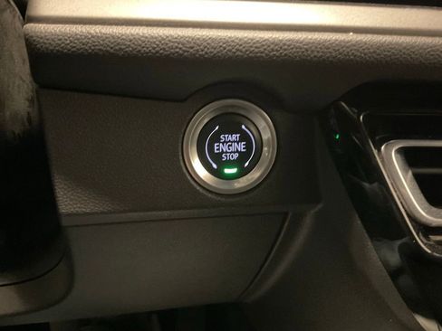 Used 2024 Chevrolet Traverse LT image 14