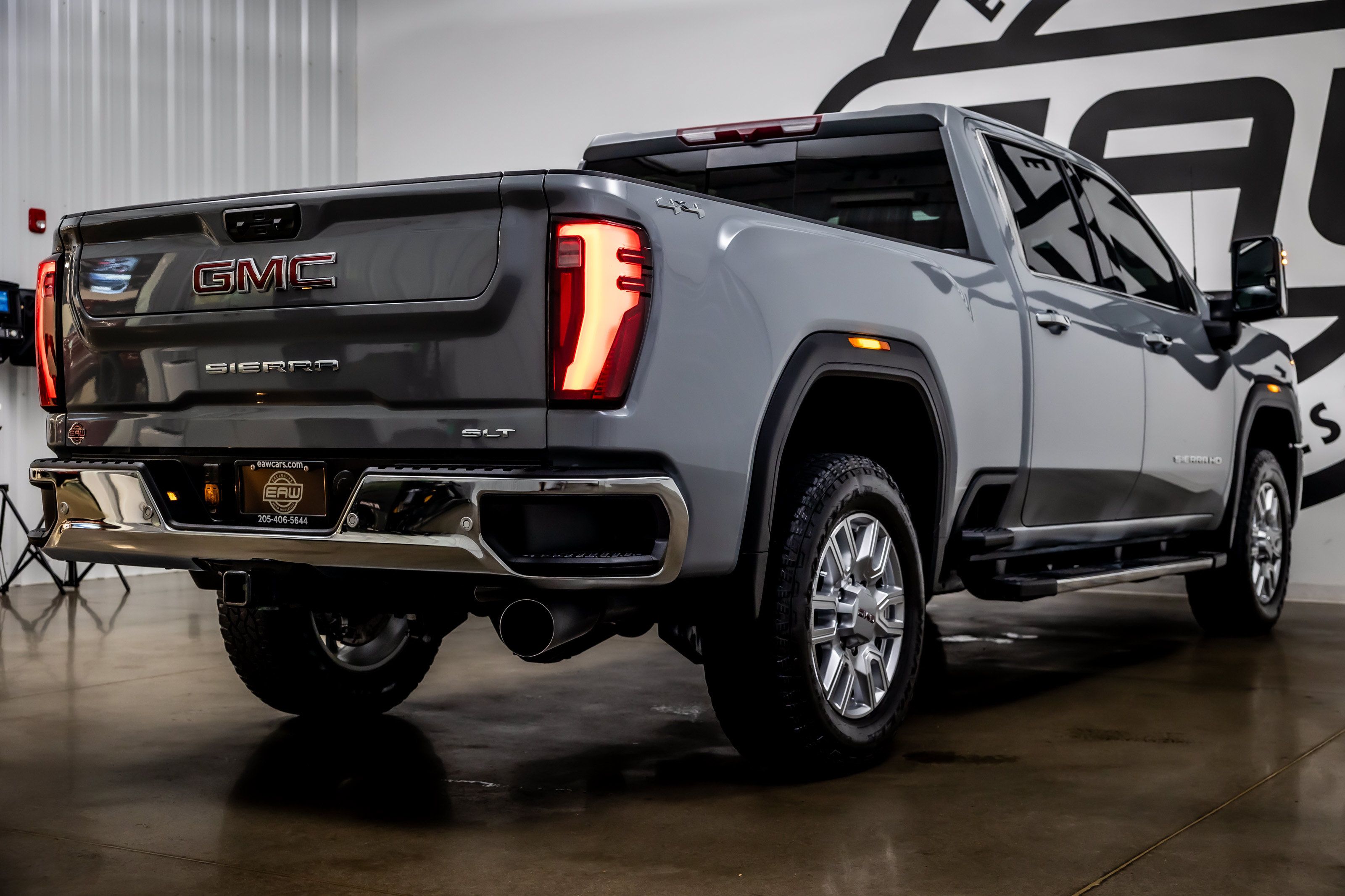 Used 2024 GMC Sierra 2500 SLT w/ SLT Premium Package AWD/4WD image 35