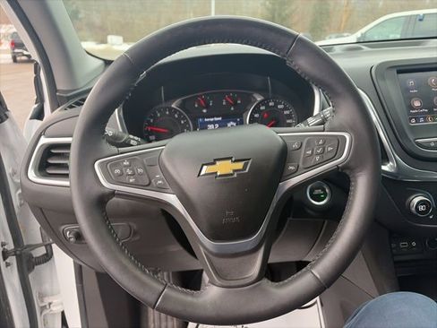 Used 2022 Chevrolet Equinox LT image 23