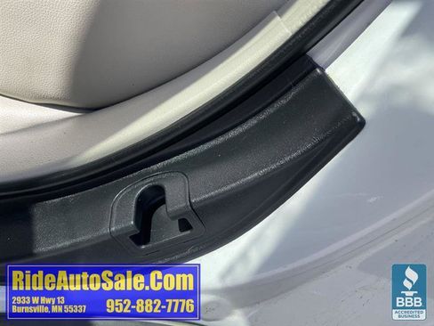 Used 2014 Subaru Outback 2.5i Limited w/ Moonroof Package AWD/4WD image 30
