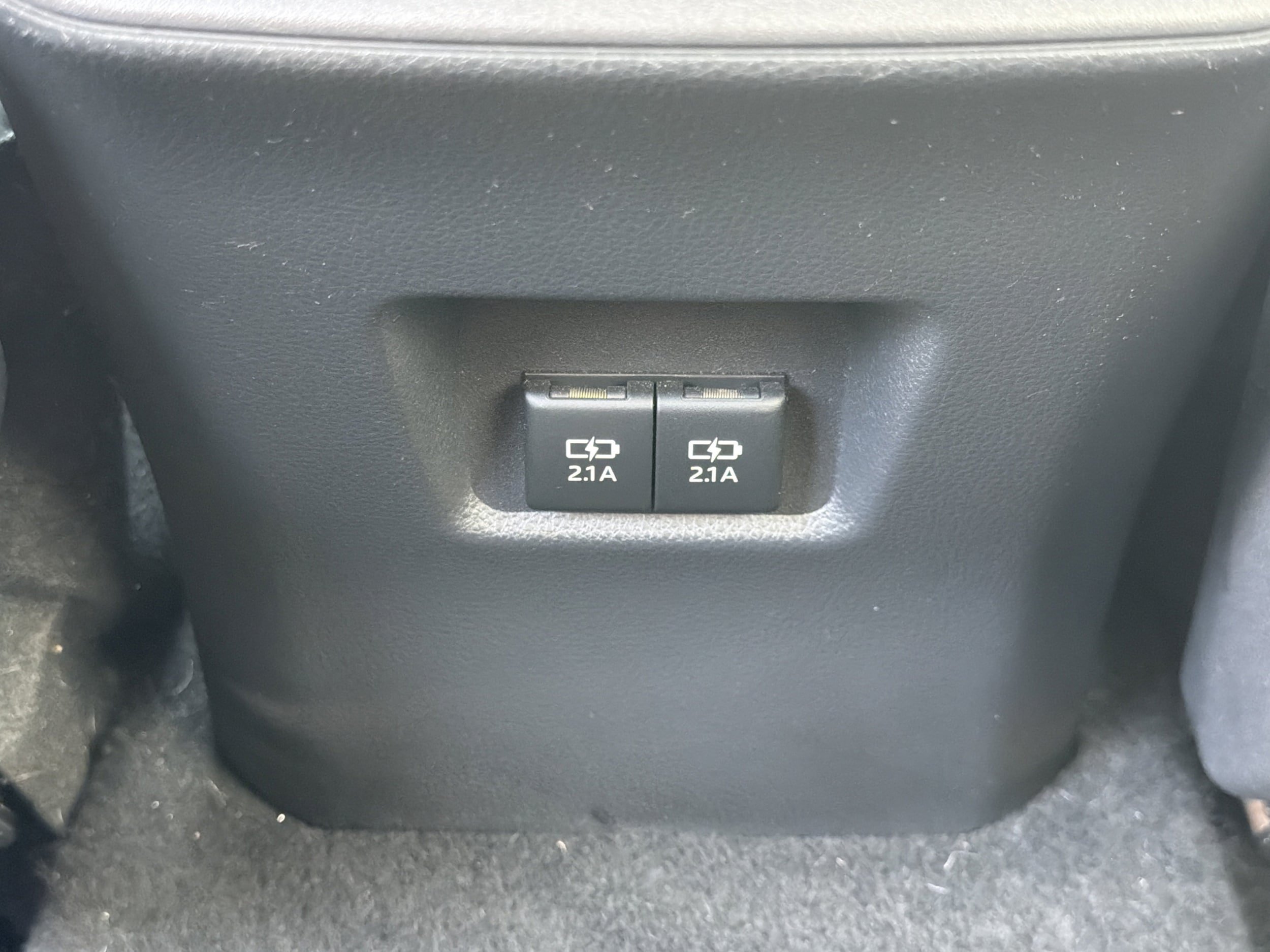 Used 2019 Toyota RAV4 XLE Premium w/ Cold Weather Package FWD image 26
