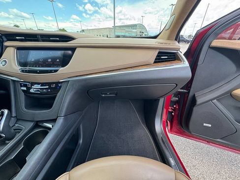Used 2020 Cadillac XT5 Premium Luxury w/ Platinum Package AWD/4WD image 29
