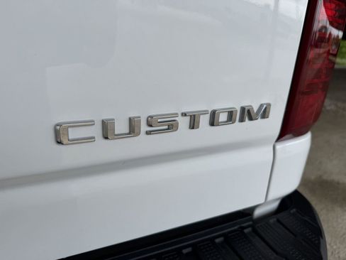 Used 2025 Chevrolet Silverado 2500 Custom w/ Custom Convenience Package image 39