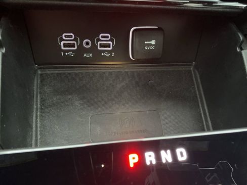 Used 2025 Jeep Grand Cherokee Altitude image 32