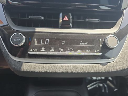 Used 2023 Toyota Corolla LE FWD image 20